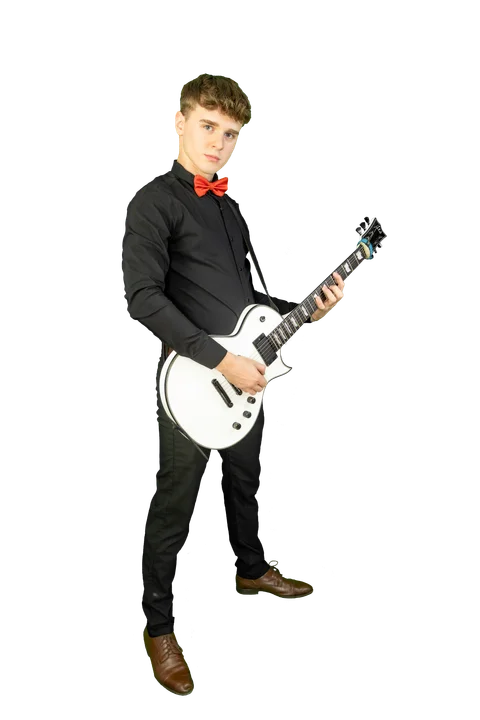 Patryk — gitarzysta, wokalista, zespół Torino
