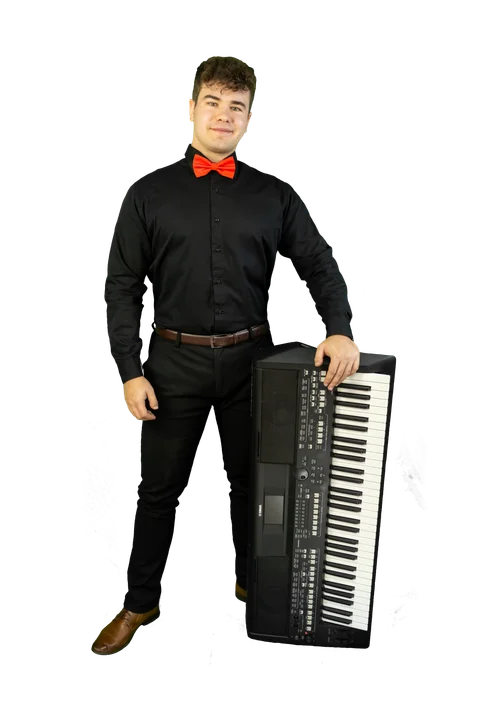 Przemek — keyboardzista, wokalista, zespół Torino